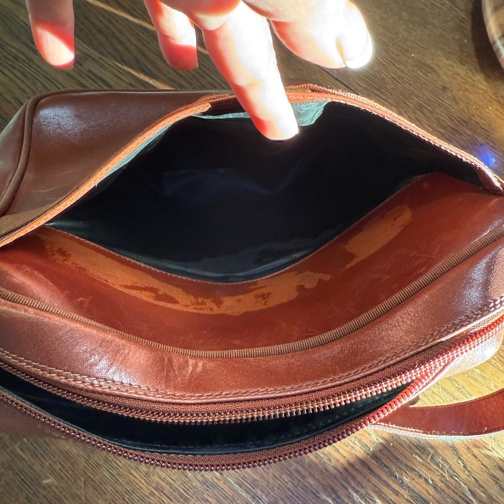 Vintage Ferragamo Camera Crossbody Bag - Picture 5 of 12